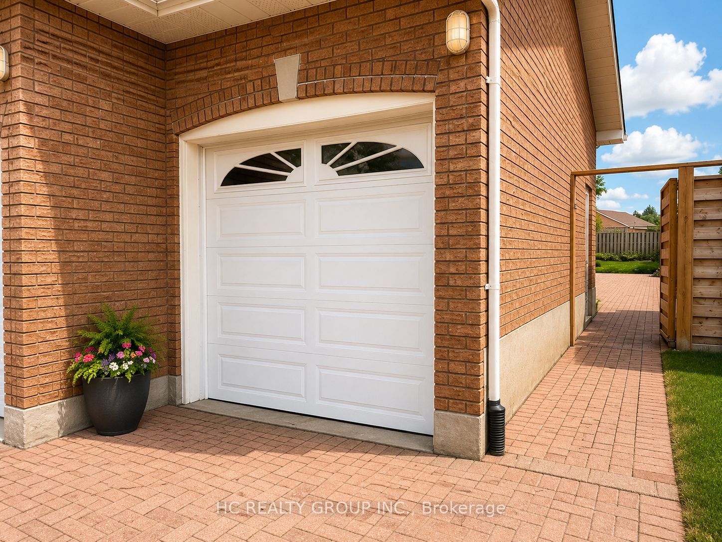 63 Santa Barbara Place E, Vaughan, ON L4L 7J4 photo 2