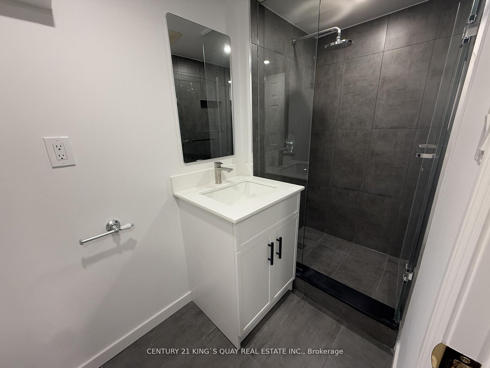 357 Taylor Mills Drive N LL, Richmond Hill, ON L4C 2T8 photo 4