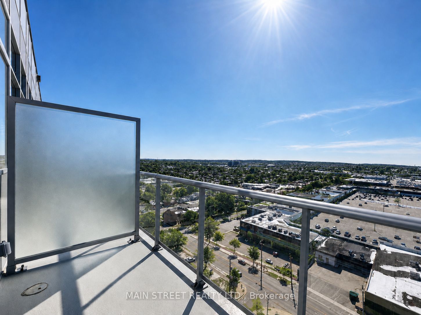 185 Deerfield Road 1506, Newmarket, ON L3Y 0G7 photo 3