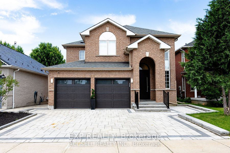 218 St Joan Of Arc Avenue, Vaughan, ON L6A 3C1