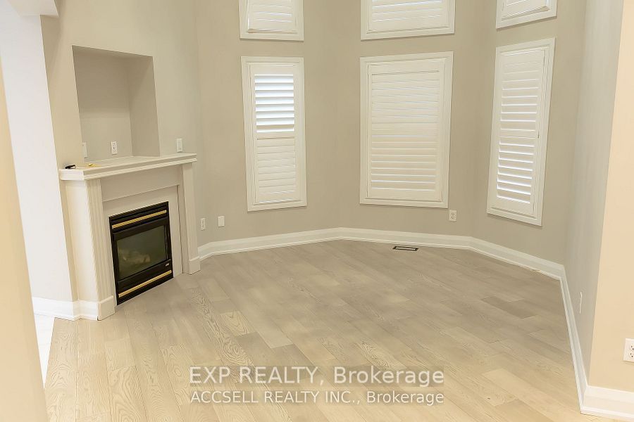 218 St Joan Of Arc Avenue, Vaughan, ON L6A 3C1 photo 3