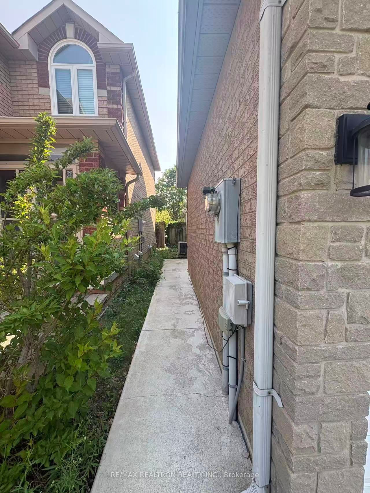 71 Fresno Court BSMT, Markham, ON L3R 0T7 photo 2