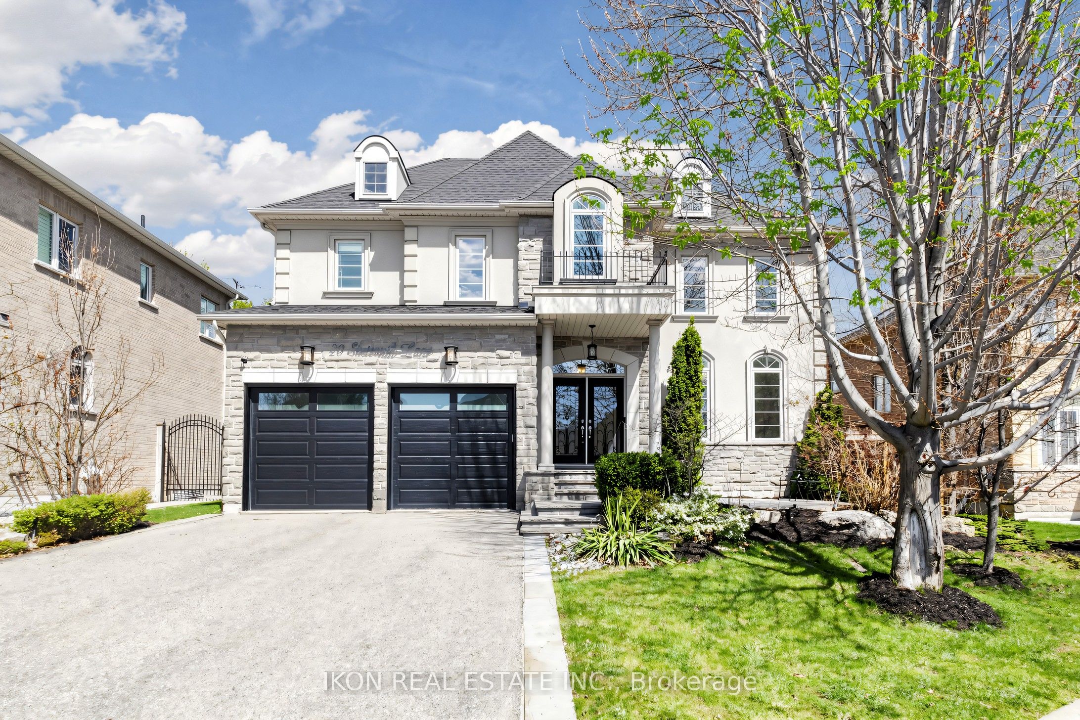 20 16th Lane, Markham, ON L3R 0M2
