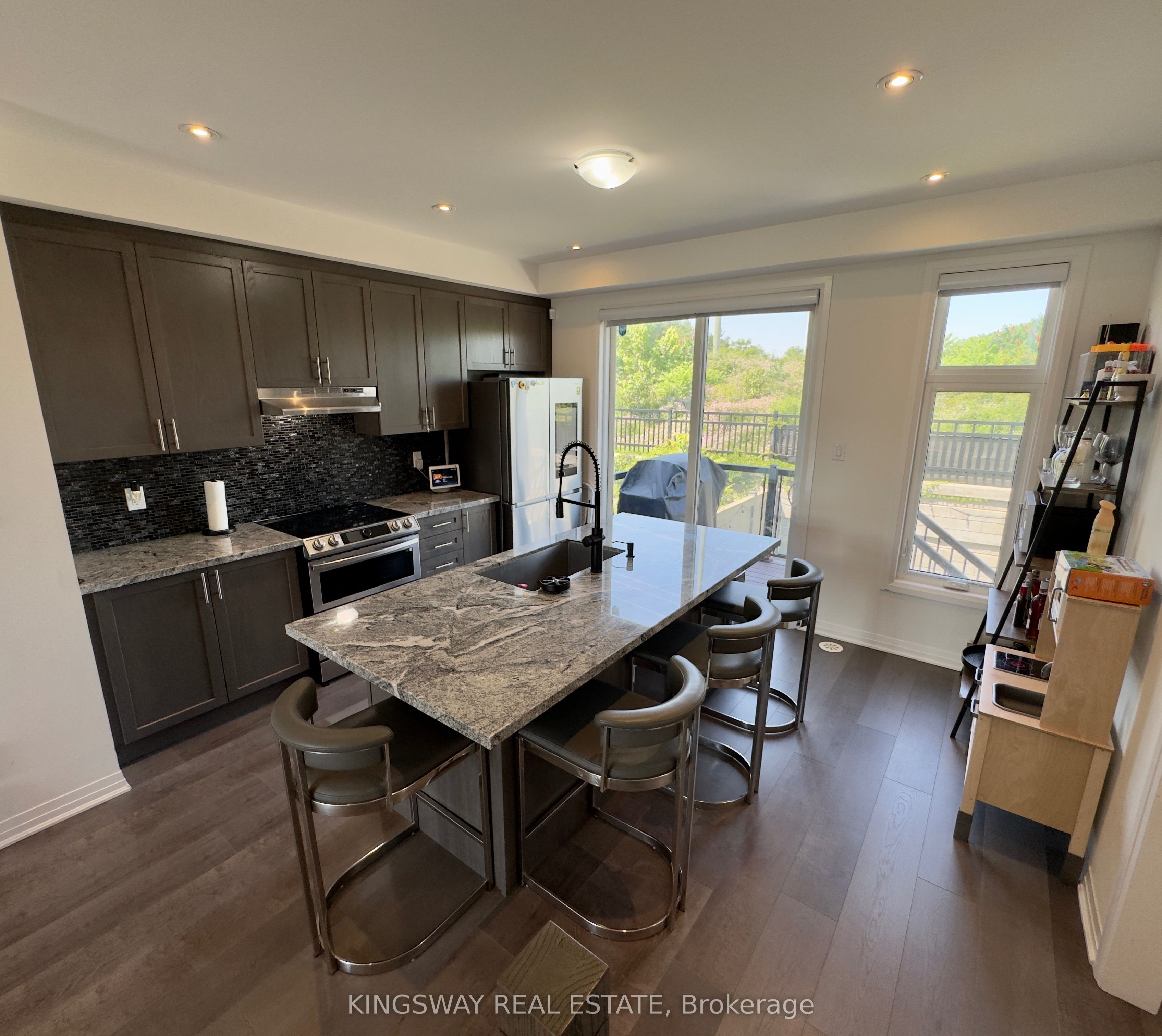 26 Totten Trail, New Tecumseth, ON L0G 1W0 photo 5