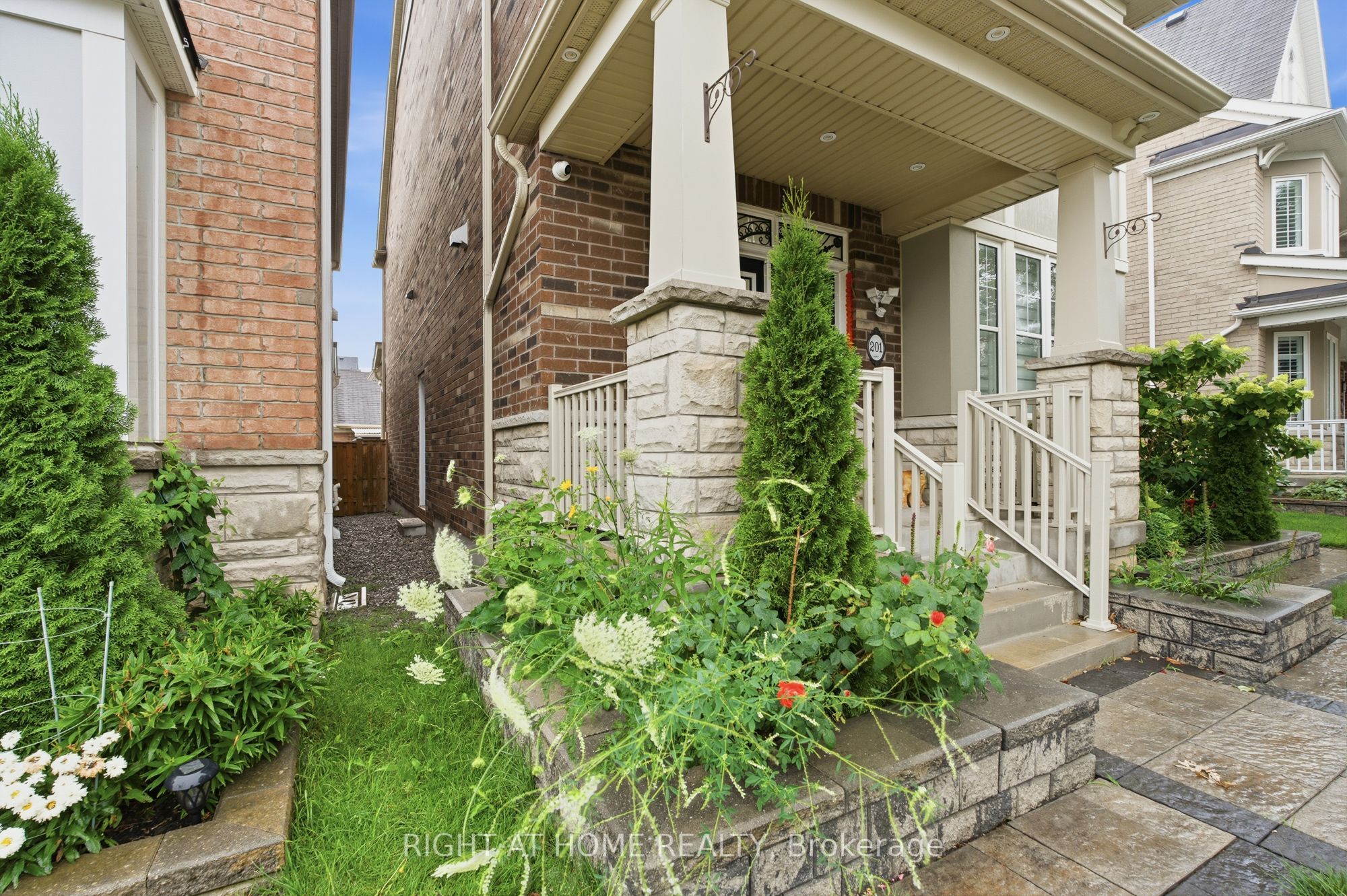 201 Donald Sim Avenue Basement, Markham, ON L6B 0Z1 photo 2