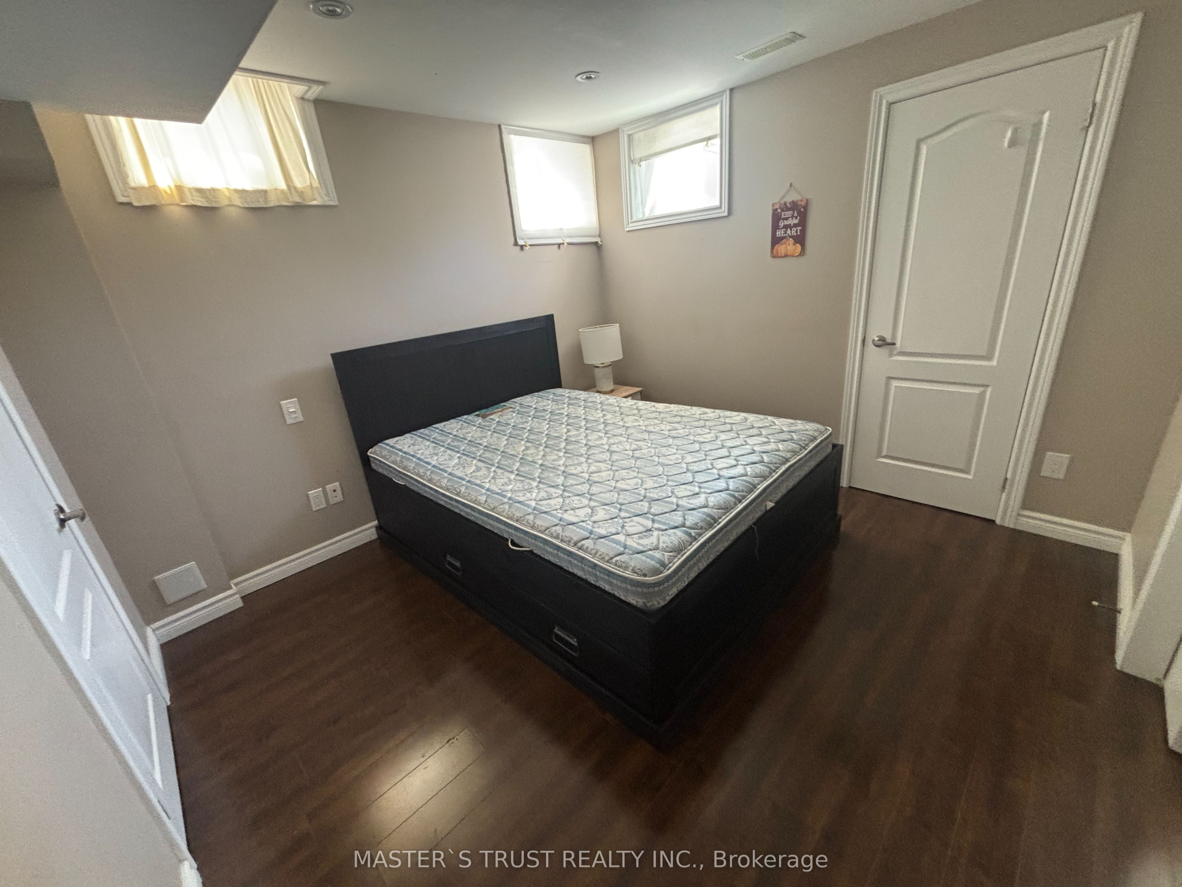206 aspenwood dr Drive, Newmarket, ON L3X 3L1 photo 5