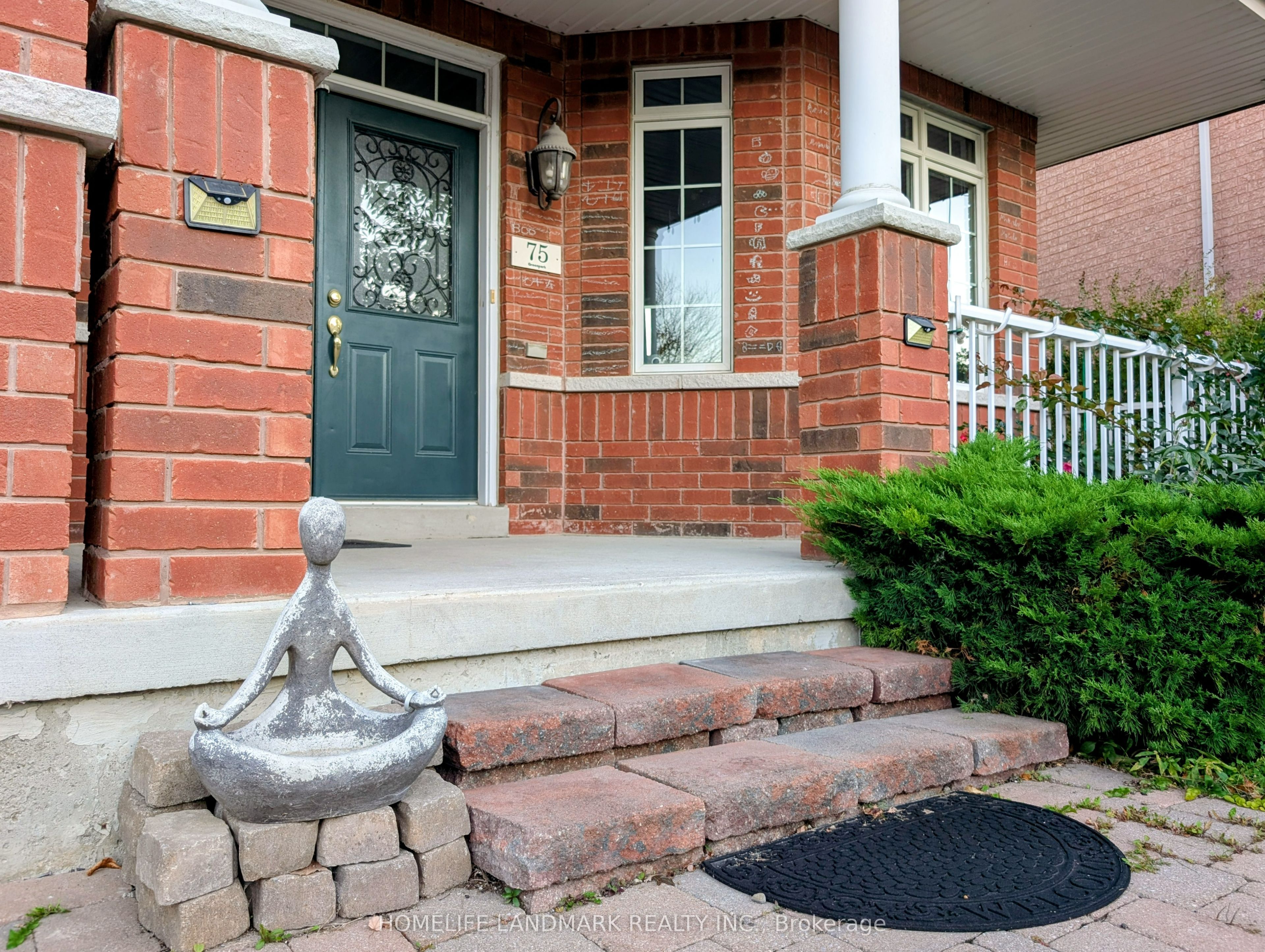 75 Pointon Street, Aurora, ON L4G 0J9 photo 2