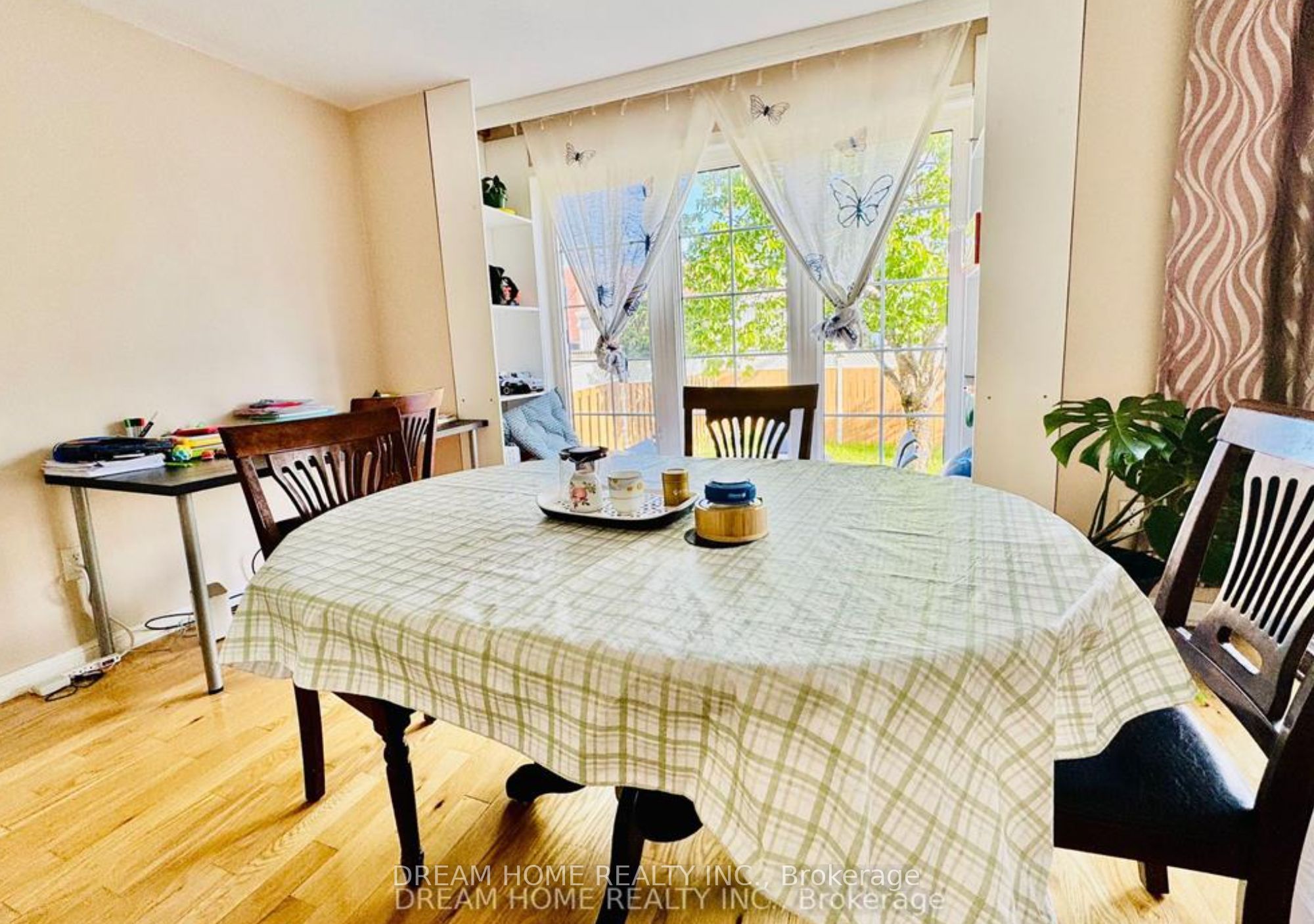 23 Wiltshire Drive, Markham, ON L6C 2N3 photo 4