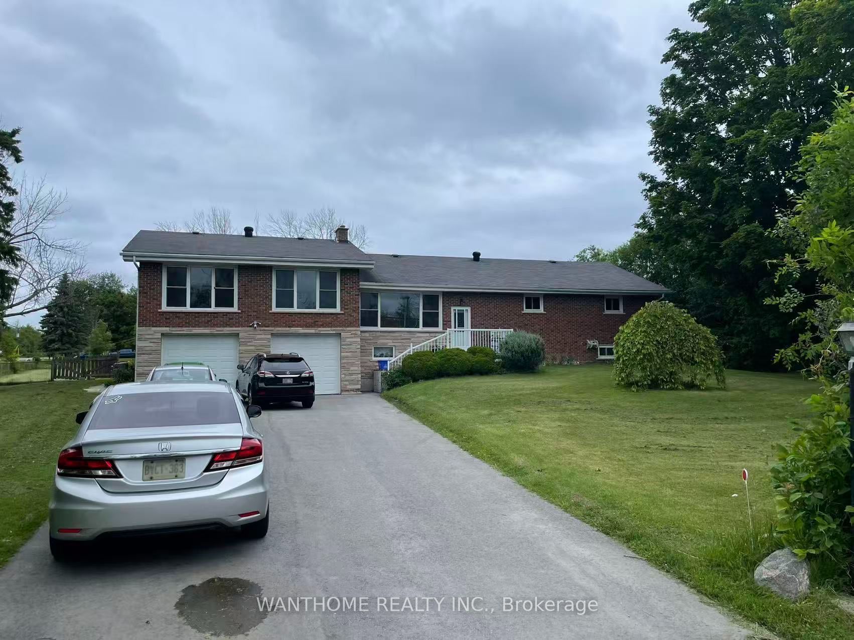 27076 Civic Centre Road, Georgina, ON L4P 3E9