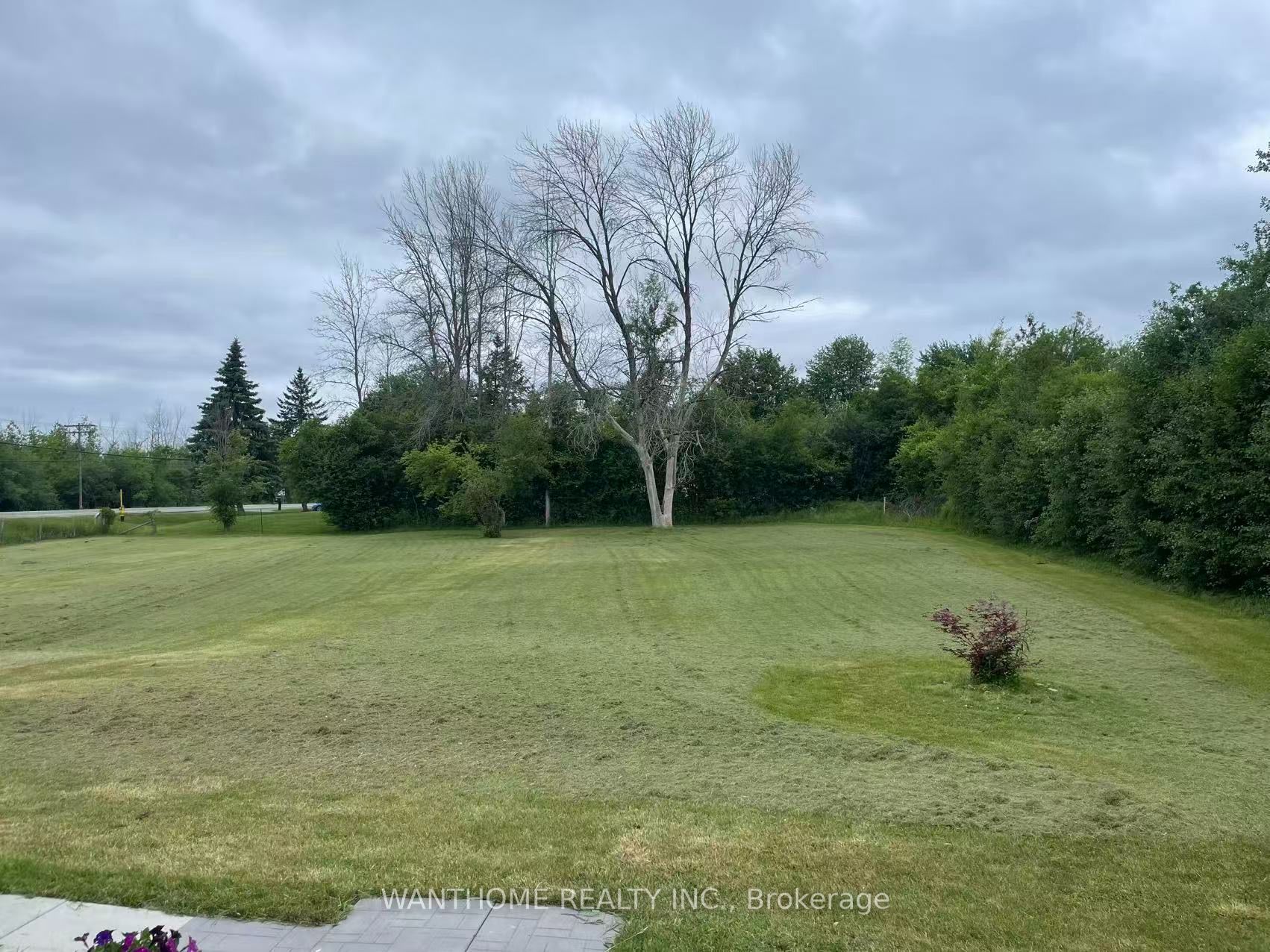 27076 Civic Centre Road, Georgina, ON L4P 3E9 photo 2