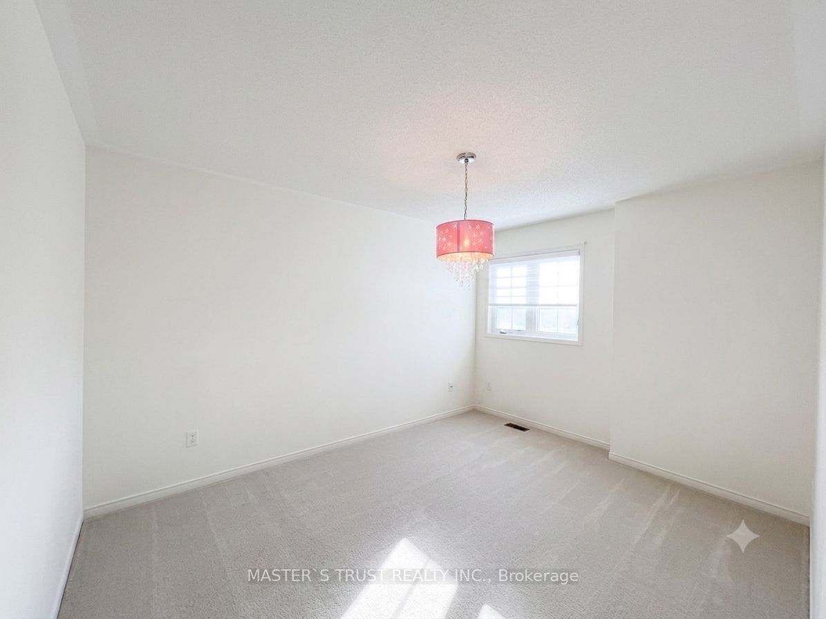 15 Mirando Street, Richmond Hill, ON L4S 2W8 photo 5