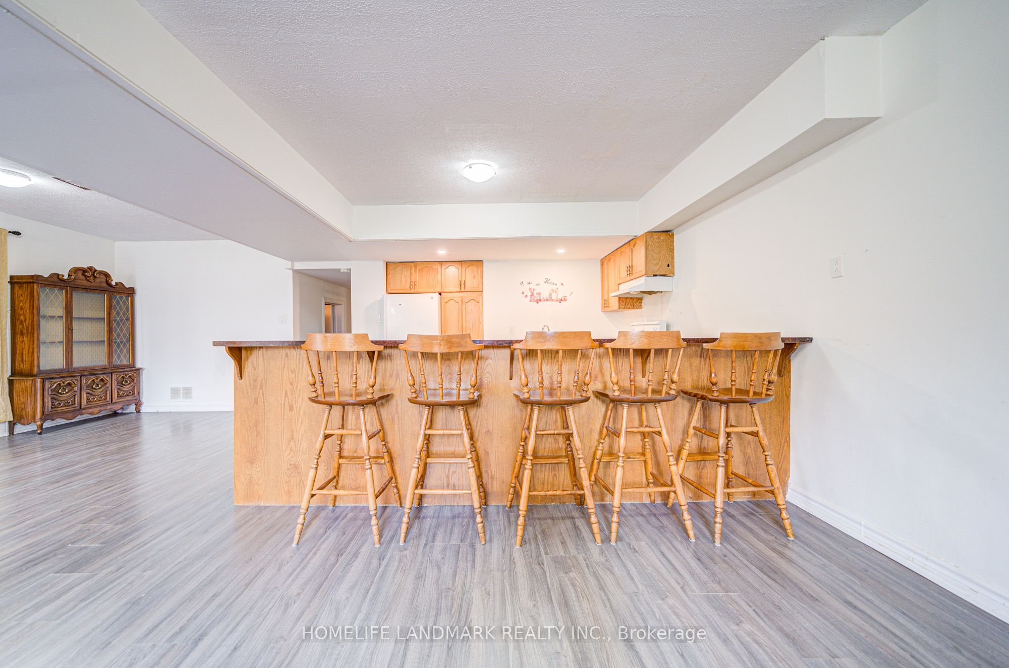 113 Oak Avenue, Richmond Hill, ON L4C 6R6 photo 3