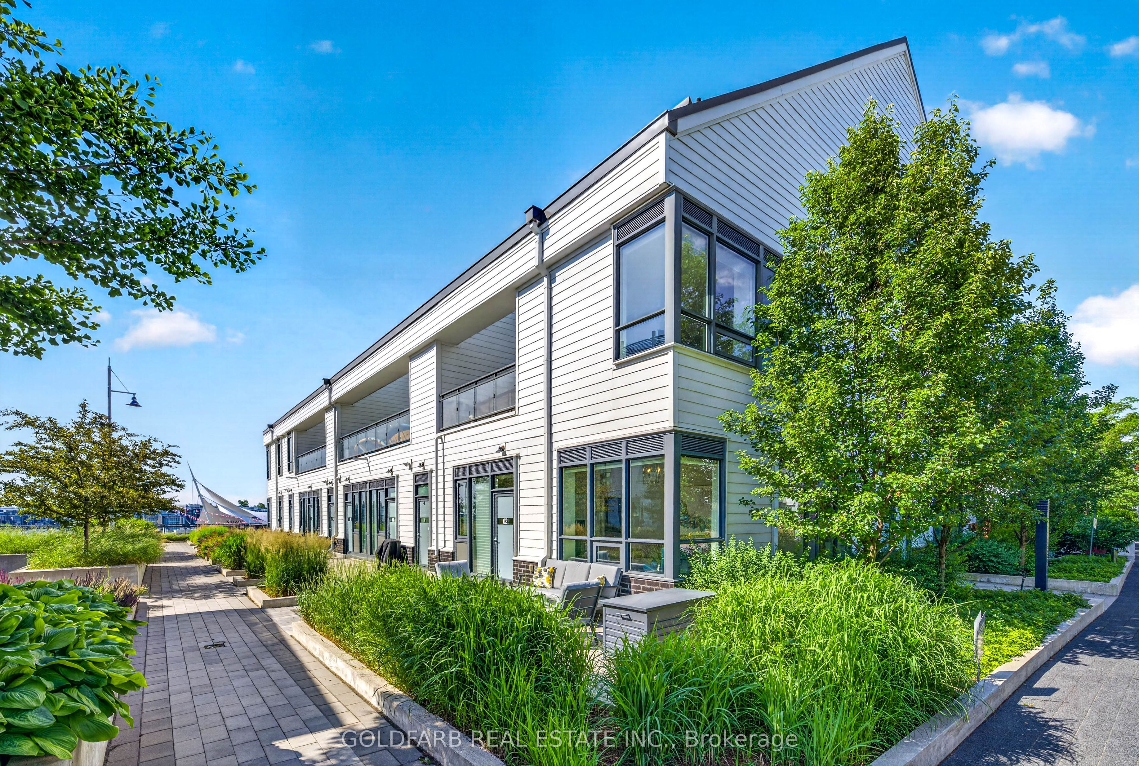 275 Broward Way 62, Innisfil, ON L9S 0J5
