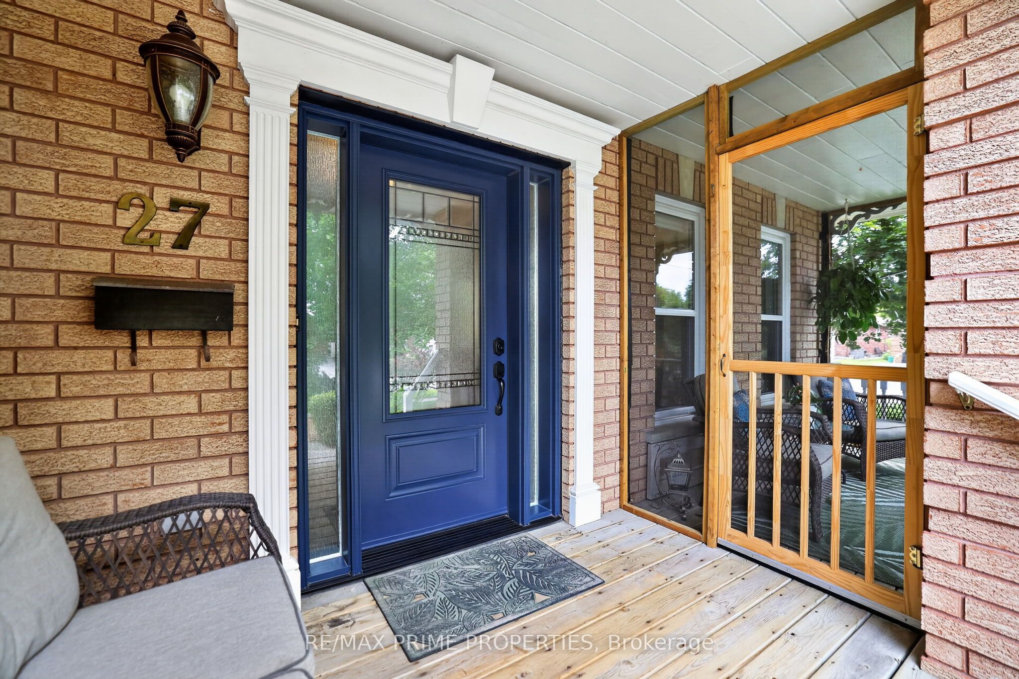27 Testa Road, Uxbridge, ON L9P 1M2 photo 2