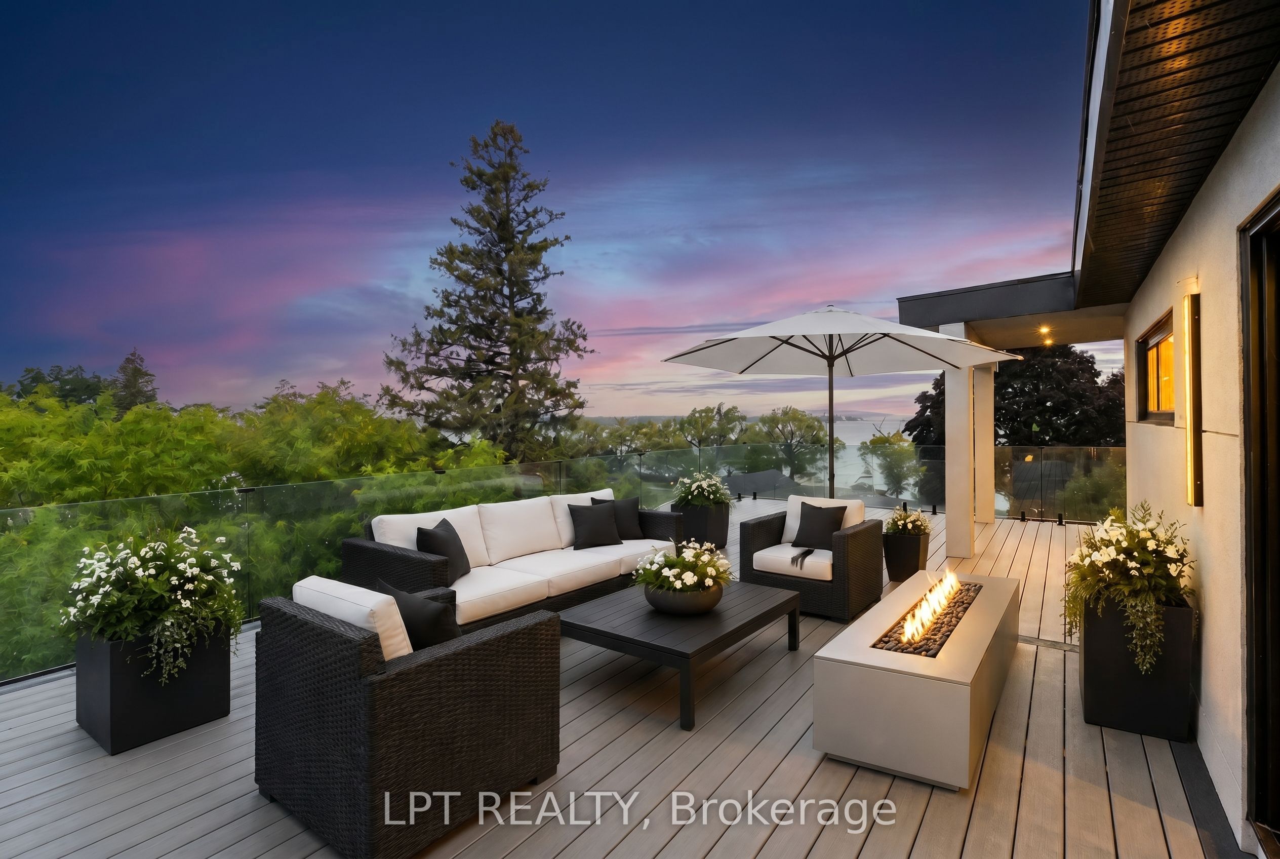 838 Elmwood Street, Georgina, ON L4P 3E9 photo 3