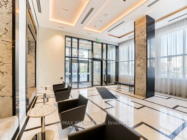 100 Eagle Rock Way 317, Vaughan, ON L6A 5B9 photo 5
