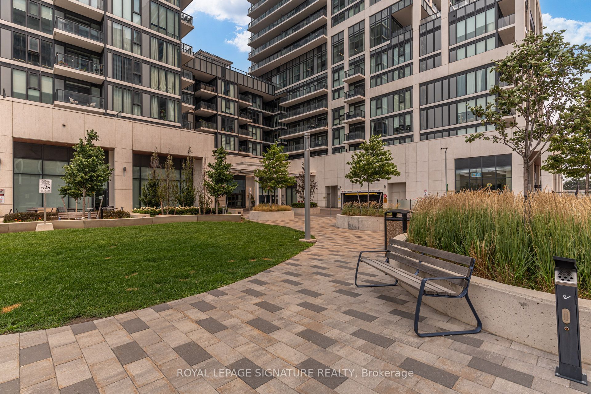 9000 Jane Street 229, Vaughan, ON L4K 0M6 photo 5