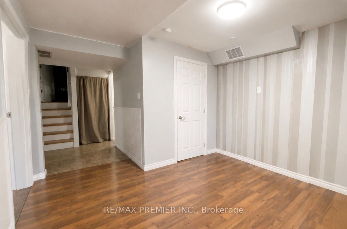 33 Albany Drive Basement, Vaughan, ON L4L 2X5 photo 4