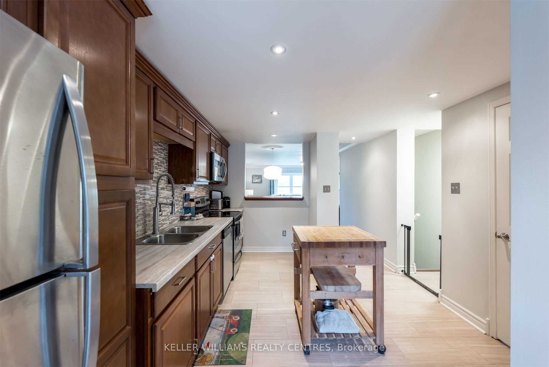 115 Main Street S 21, Newmarket, ON L3Y 8J2 photo 5