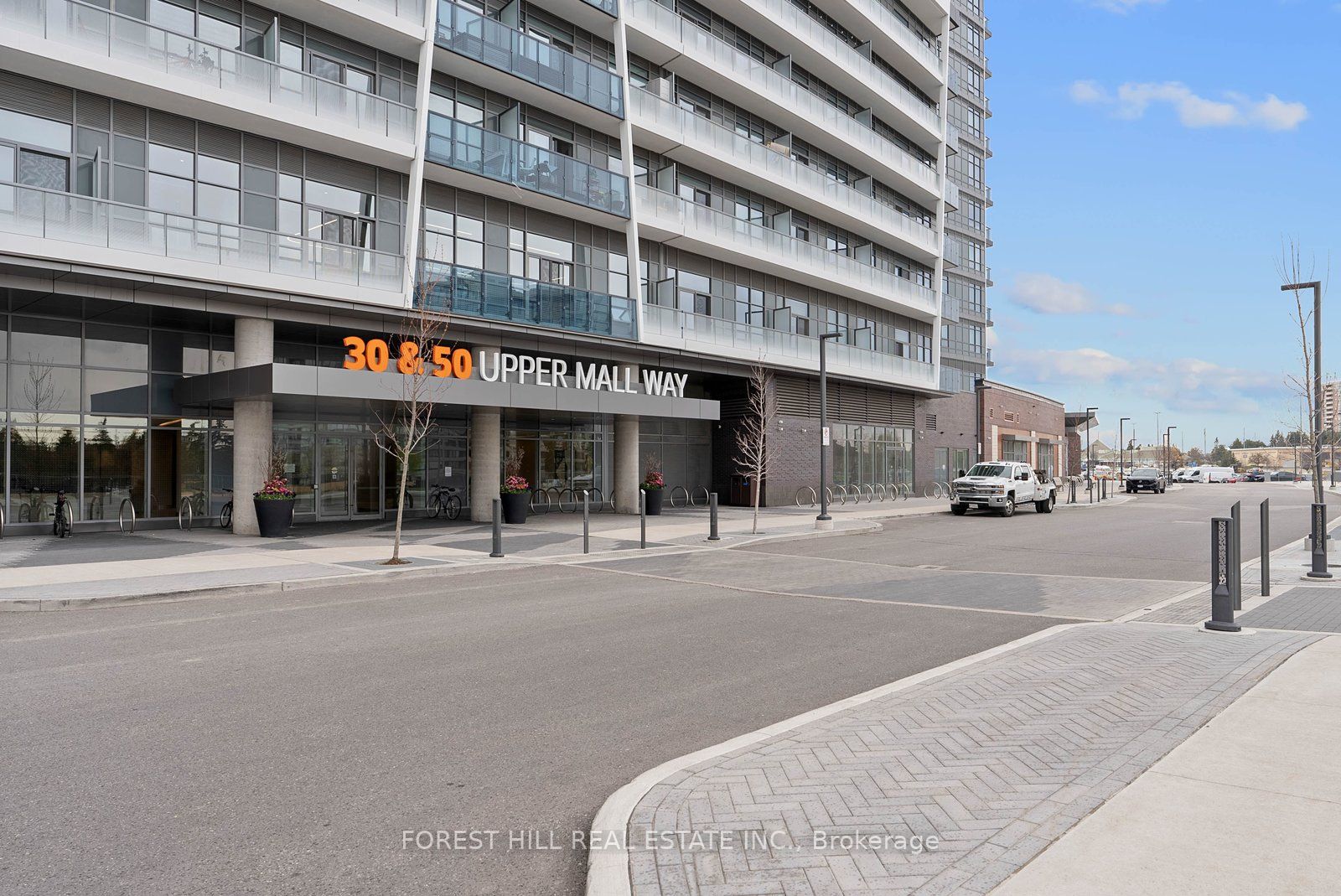 50 Upper Mall Way 2311, Vaughan, ON L4J 0L8 photo 2
