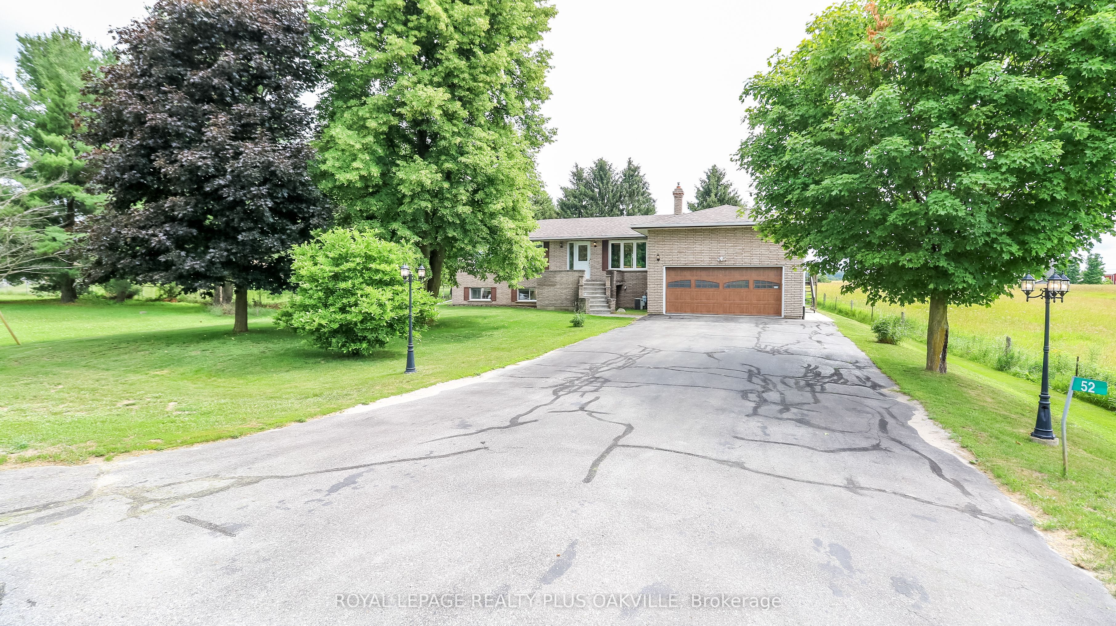 52 Denney Drive, Essa, ON L0L 1N0 photo 2