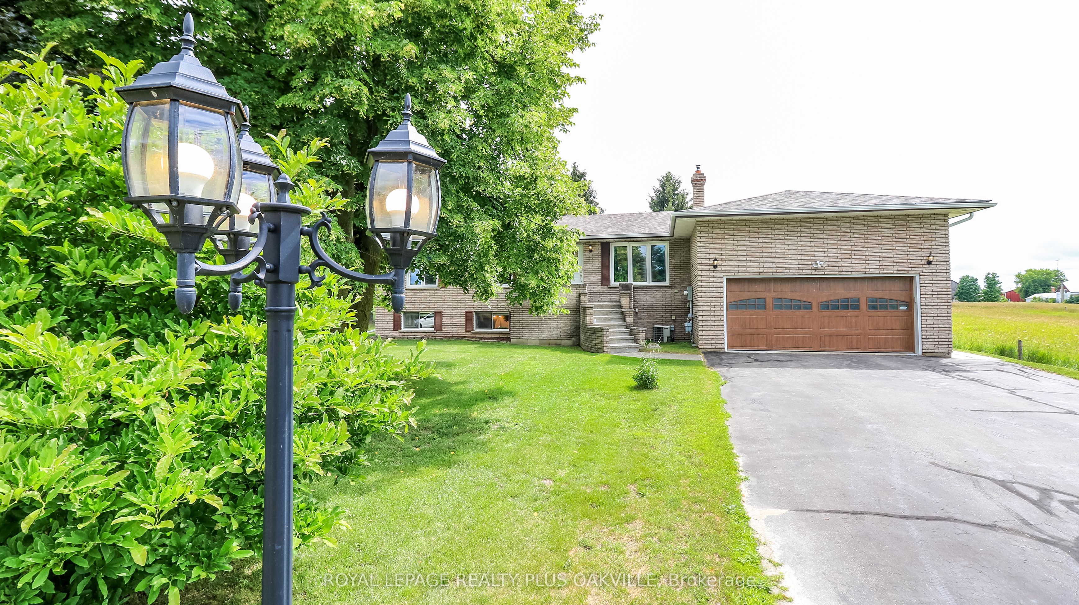 52 Denney Drive, Essa, ON L0L 1N0 photo 4