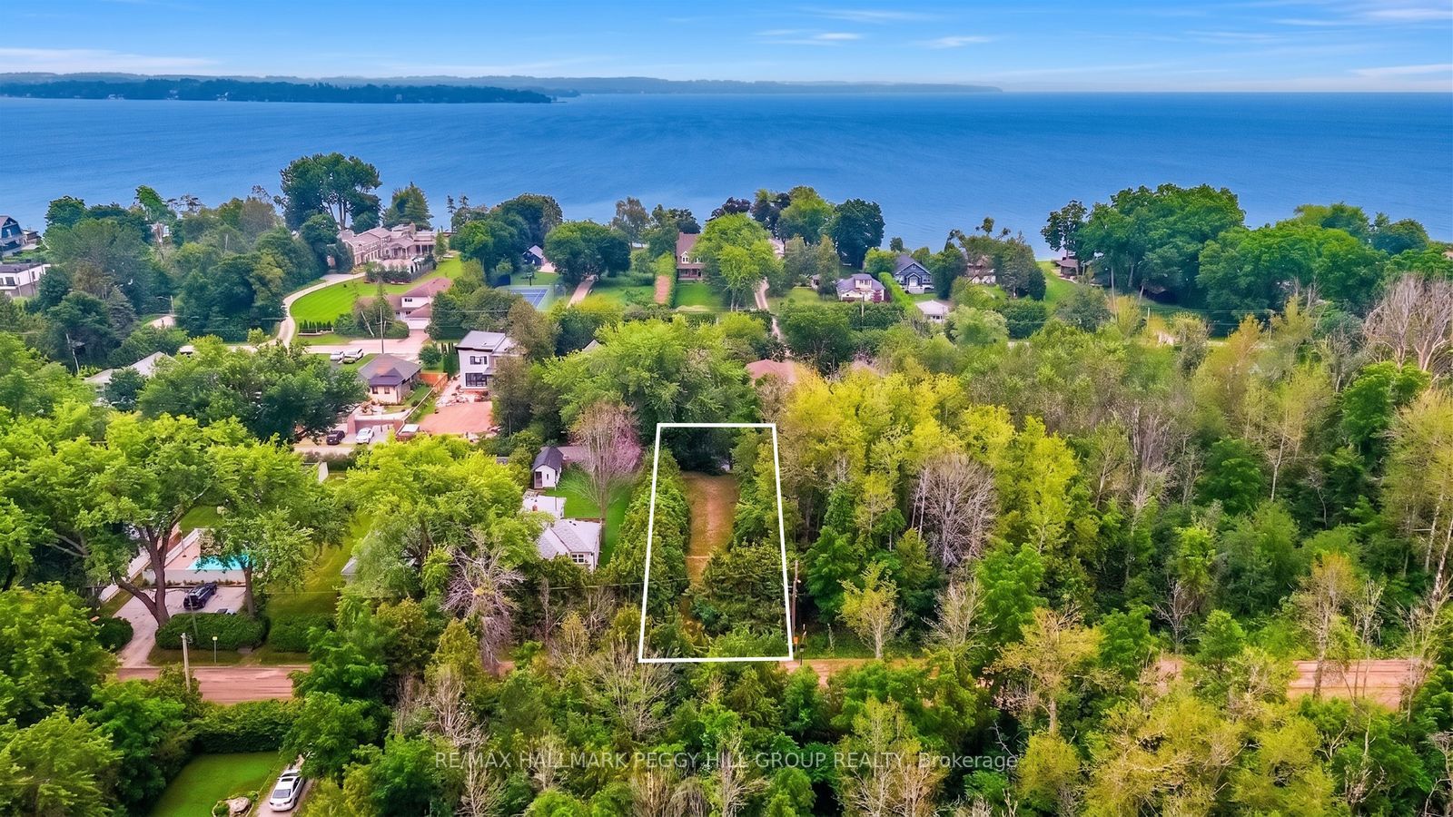 837 Frederick Street, Innisfil, ON L0L 1W0