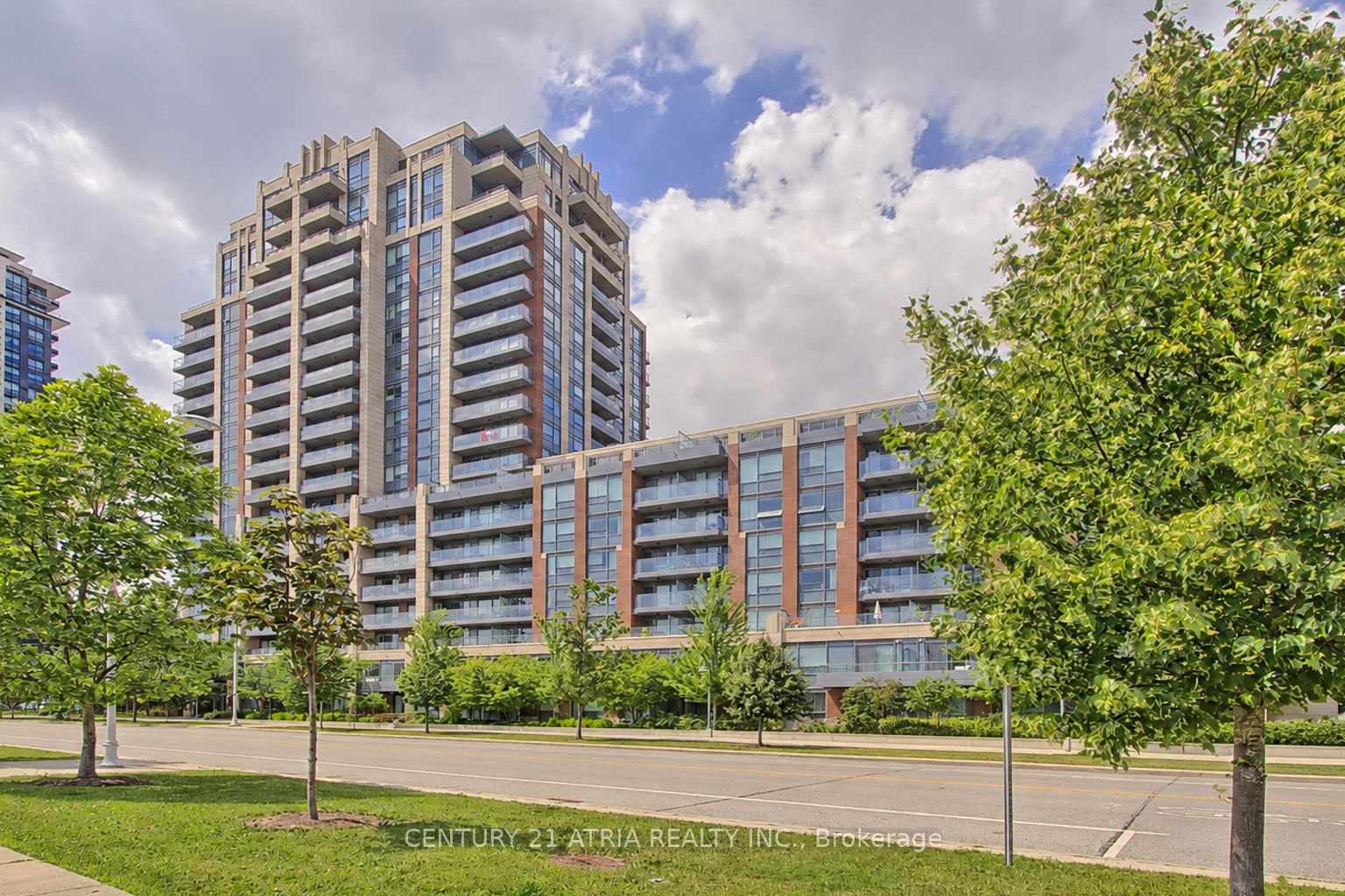 18 Uptown Drive 223, Markham, ON L3R 5M5