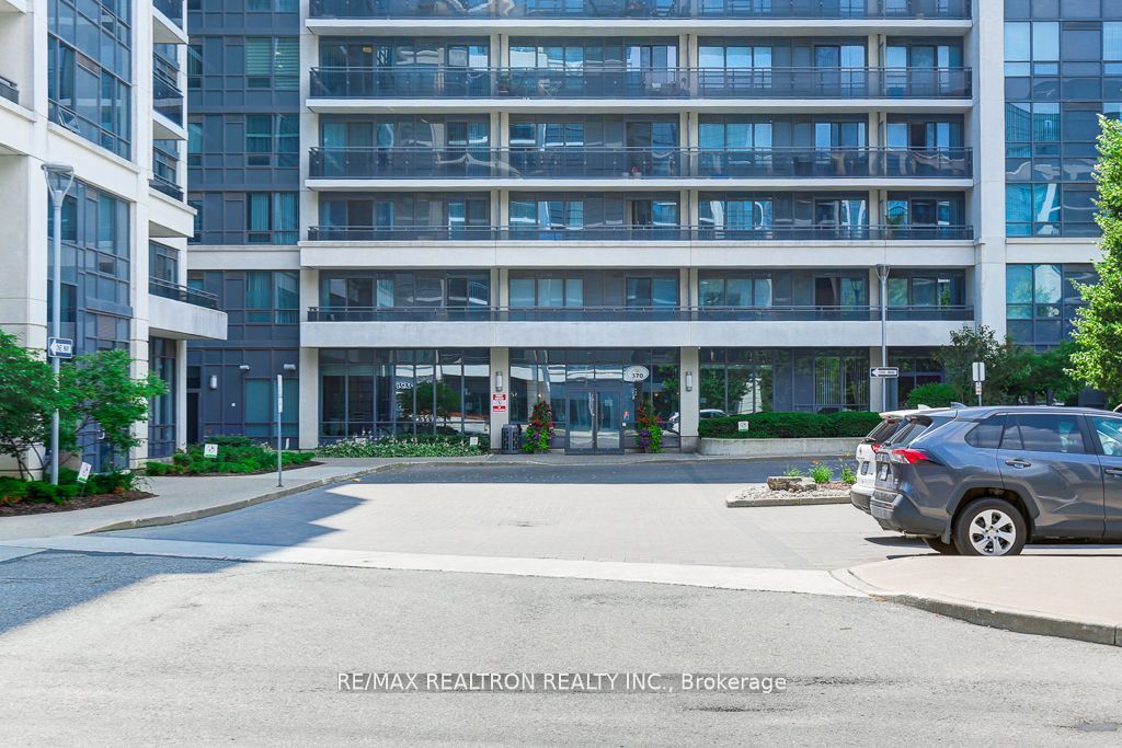 370 Highway 7 N/A E 615, Richmond Hill, ON L4B 0C4 photo 2