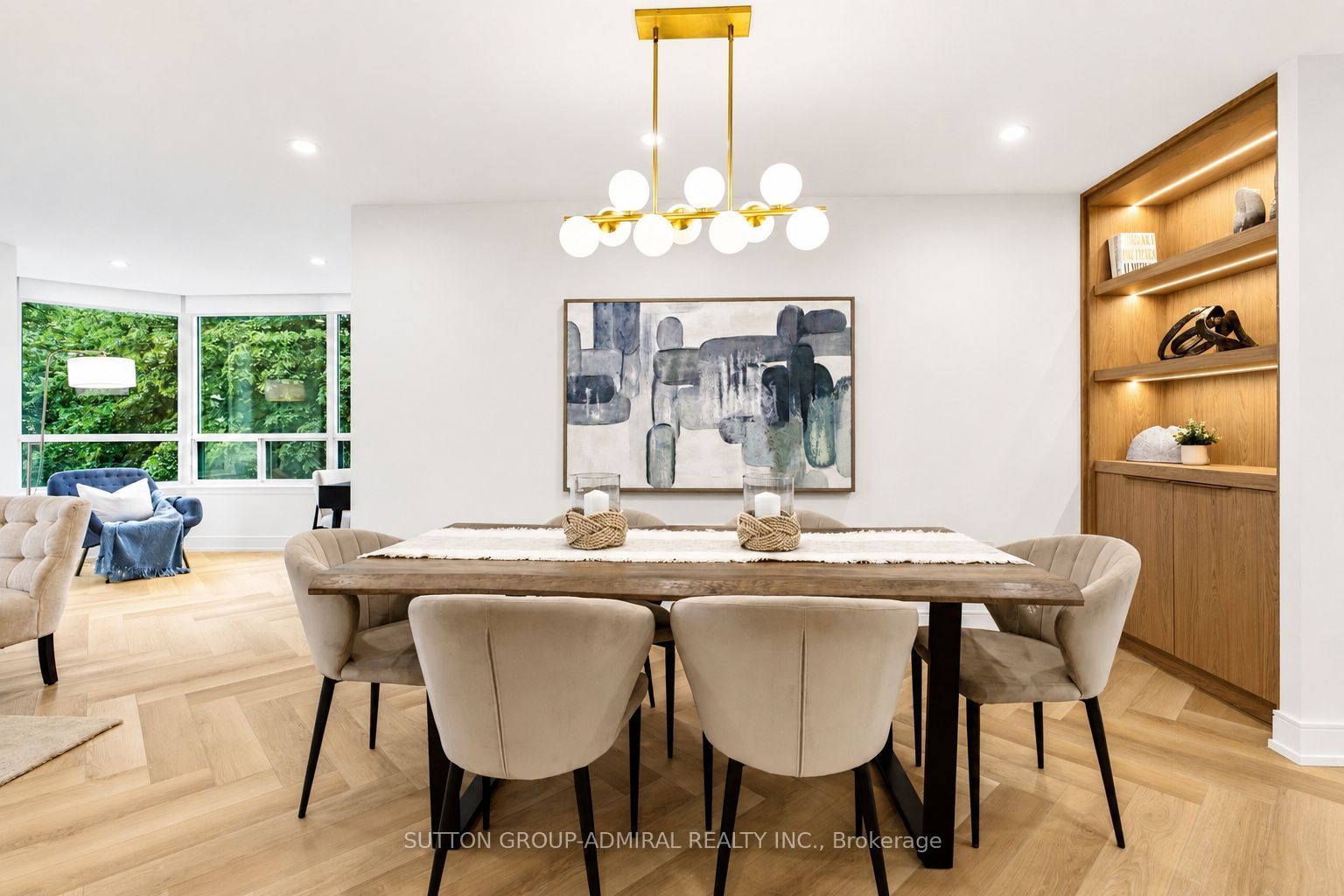 7250 Yonge Street 311, Vaughan, ON L4J 7X1 photo 4