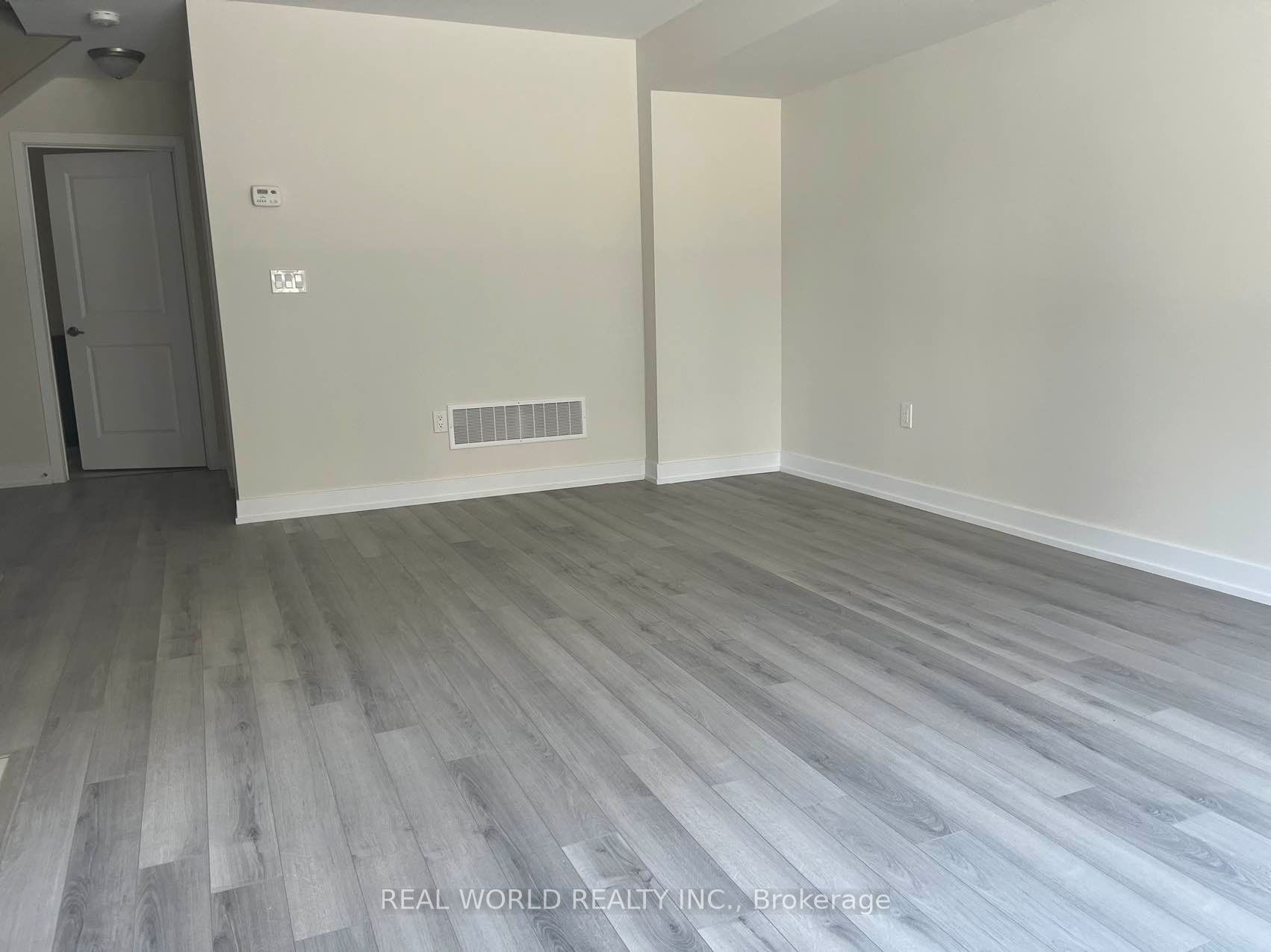 48 Credit Lane, Richmond Hill, ON L4E 1G9 photo 3
