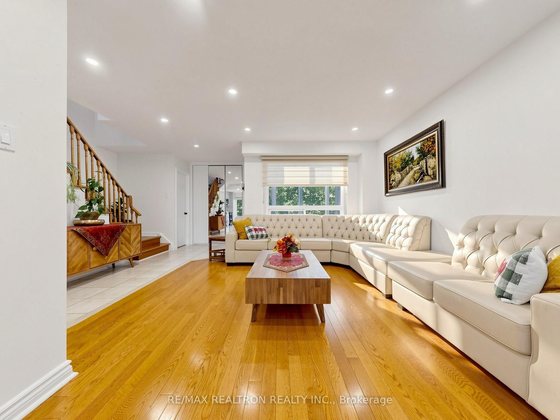 23 Don Head Village Boulevard, Richmond Hill, ON L4C 7M4 photo 3