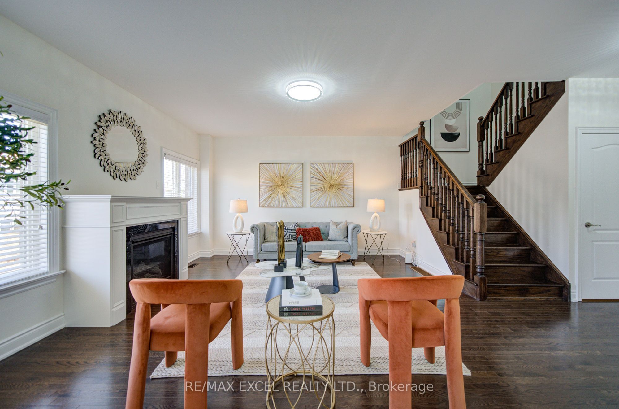 145 Milby Crescent, Bradford West Gwillimbury, ON L3Z 0X8 photo 2