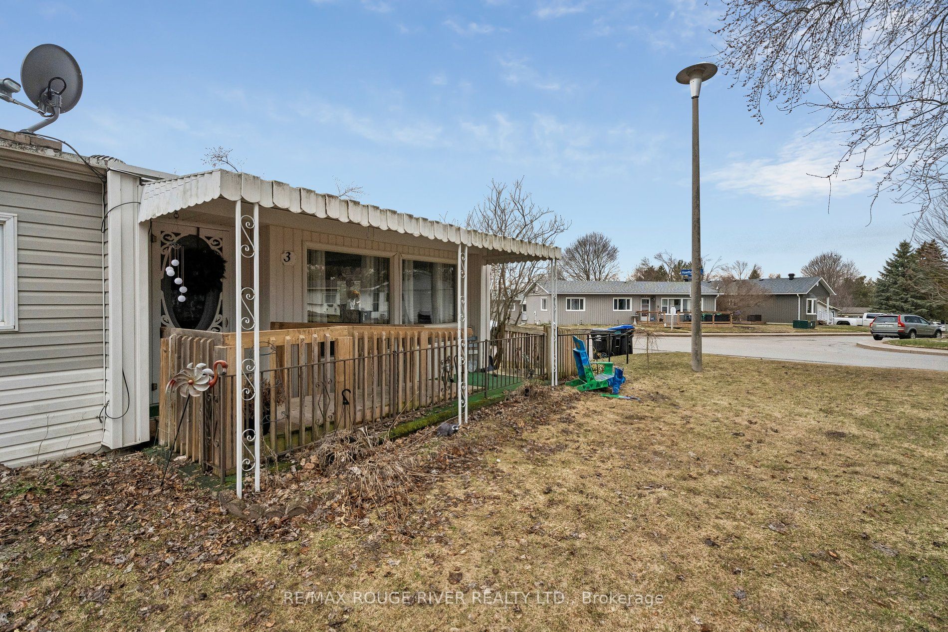 35 Hawthorne Drive, Innisfil, ON L9S 1P1 photo 3