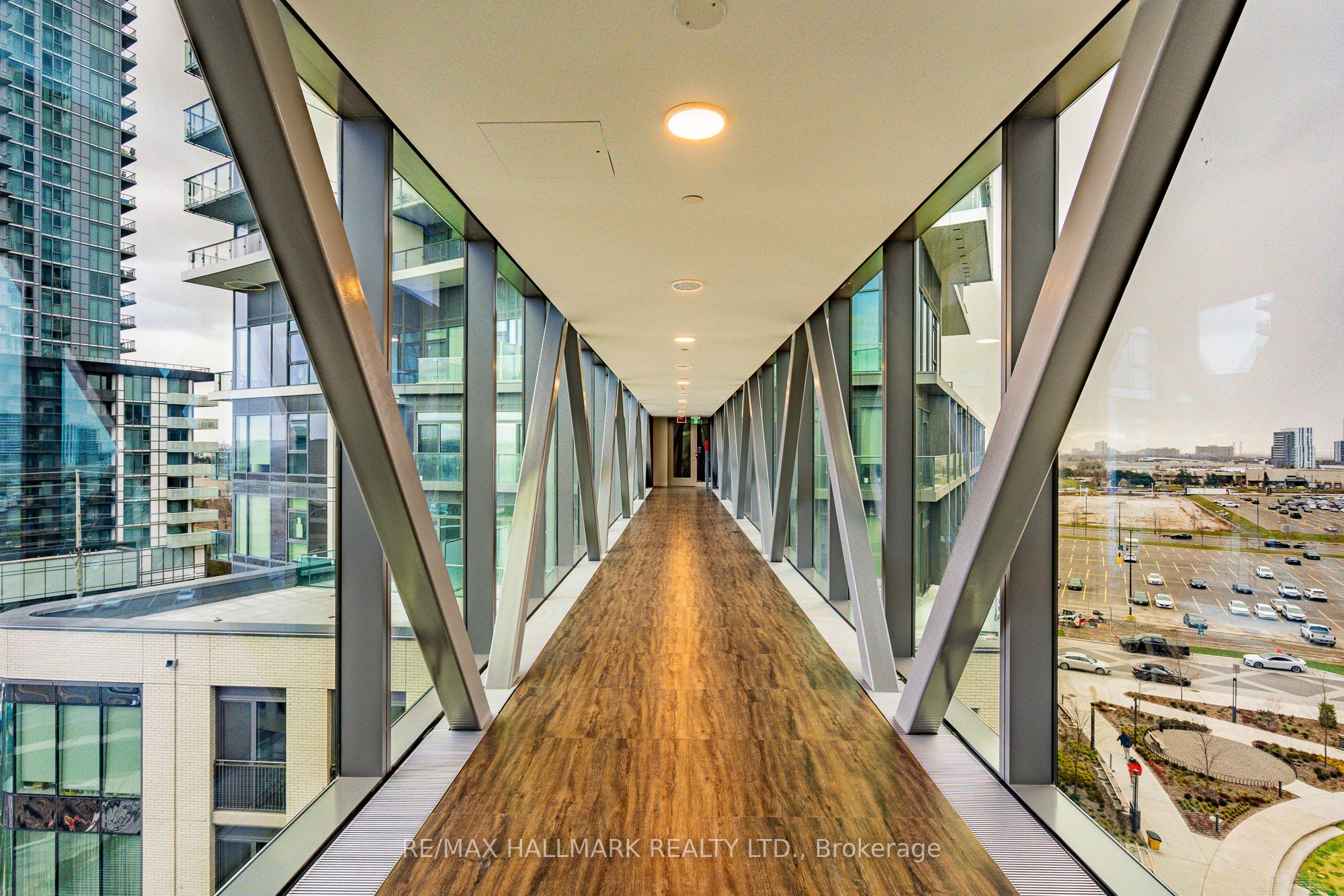1000 Portage Parkway E 517, Vaughan, ON L4K 0L1 photo 3