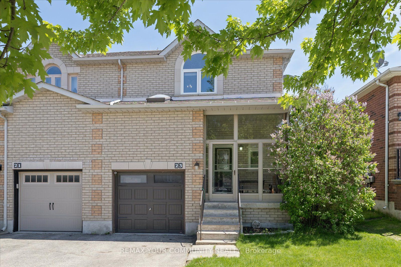 23 Breeze Drive, Bradford West Gwillimbury, ON L3Z 3A6