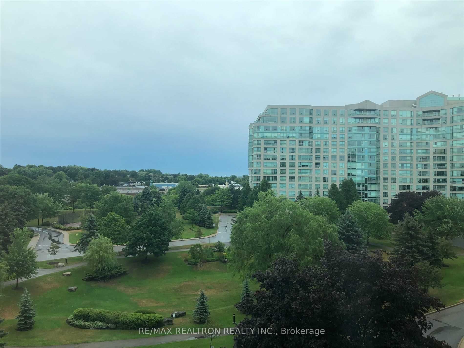 7805 Bayview Avenue 705, Markham, ON L3T 7N1 photo 2