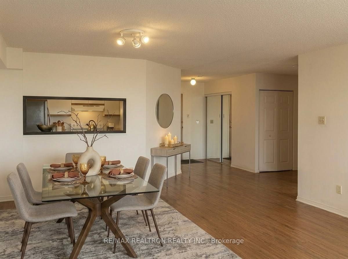 7805 Bayview Avenue 705, Markham, ON L3T 7N1 photo 3