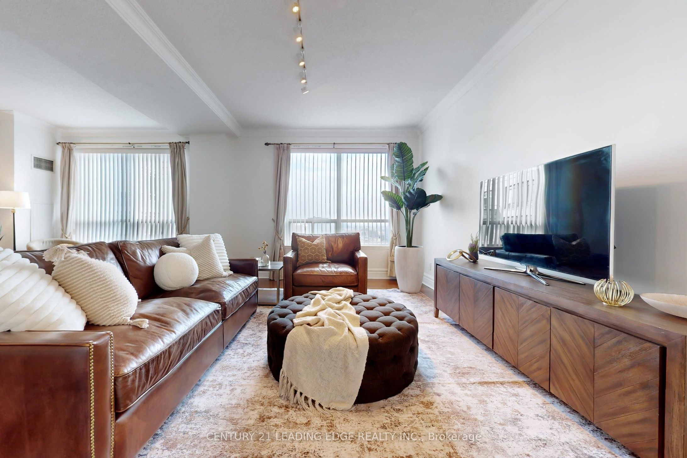 62 Suncrest Boulevard LPH9, Markham, ON L3T 7Y6
