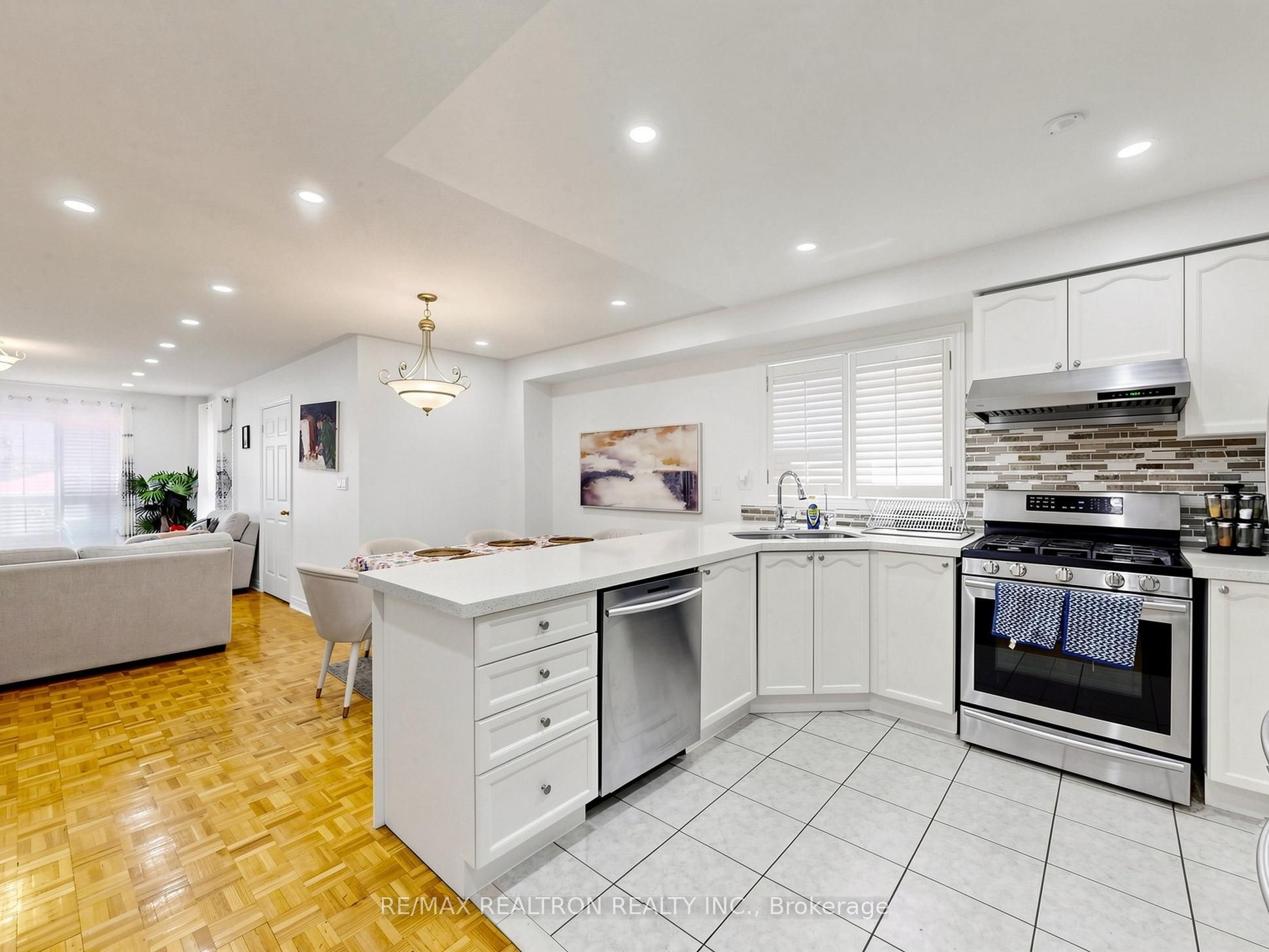375 Napa Valley Avenue, Vaughan, ON L4H 1Y8 photo 4