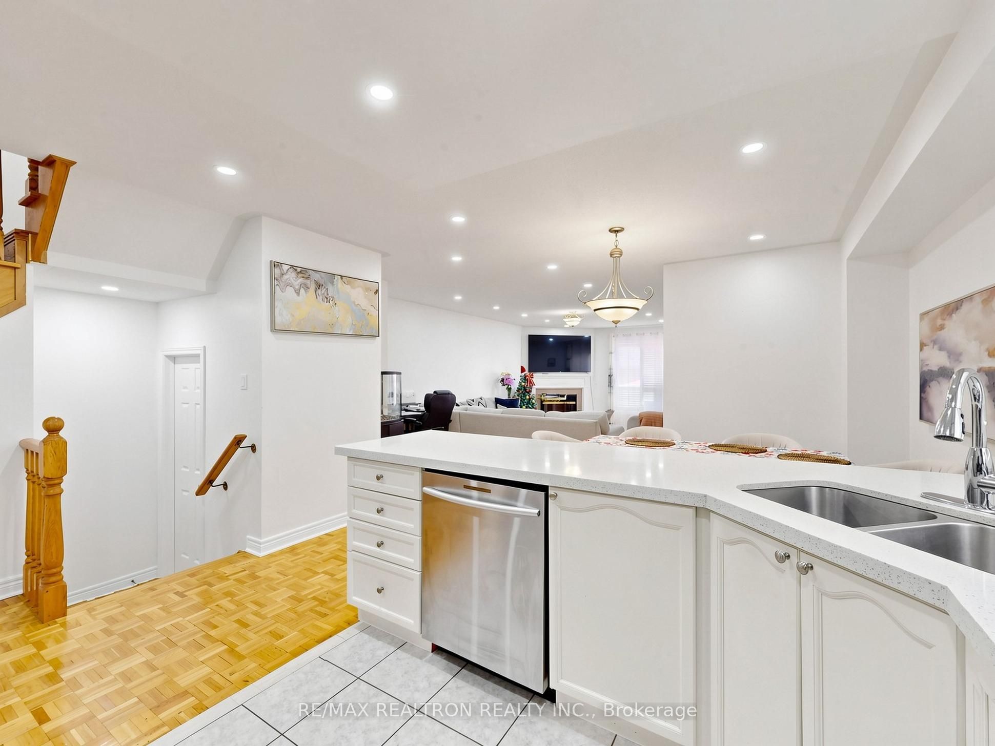 375 Napa Valley Avenue, Vaughan, ON L4H 1Y8 photo 5