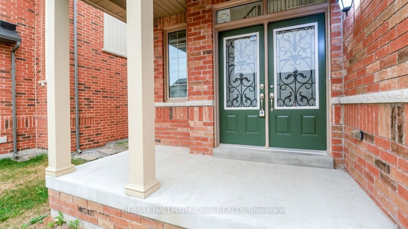 142 Gold Park Gate, Essa, ON L3W 0B4 photo 4