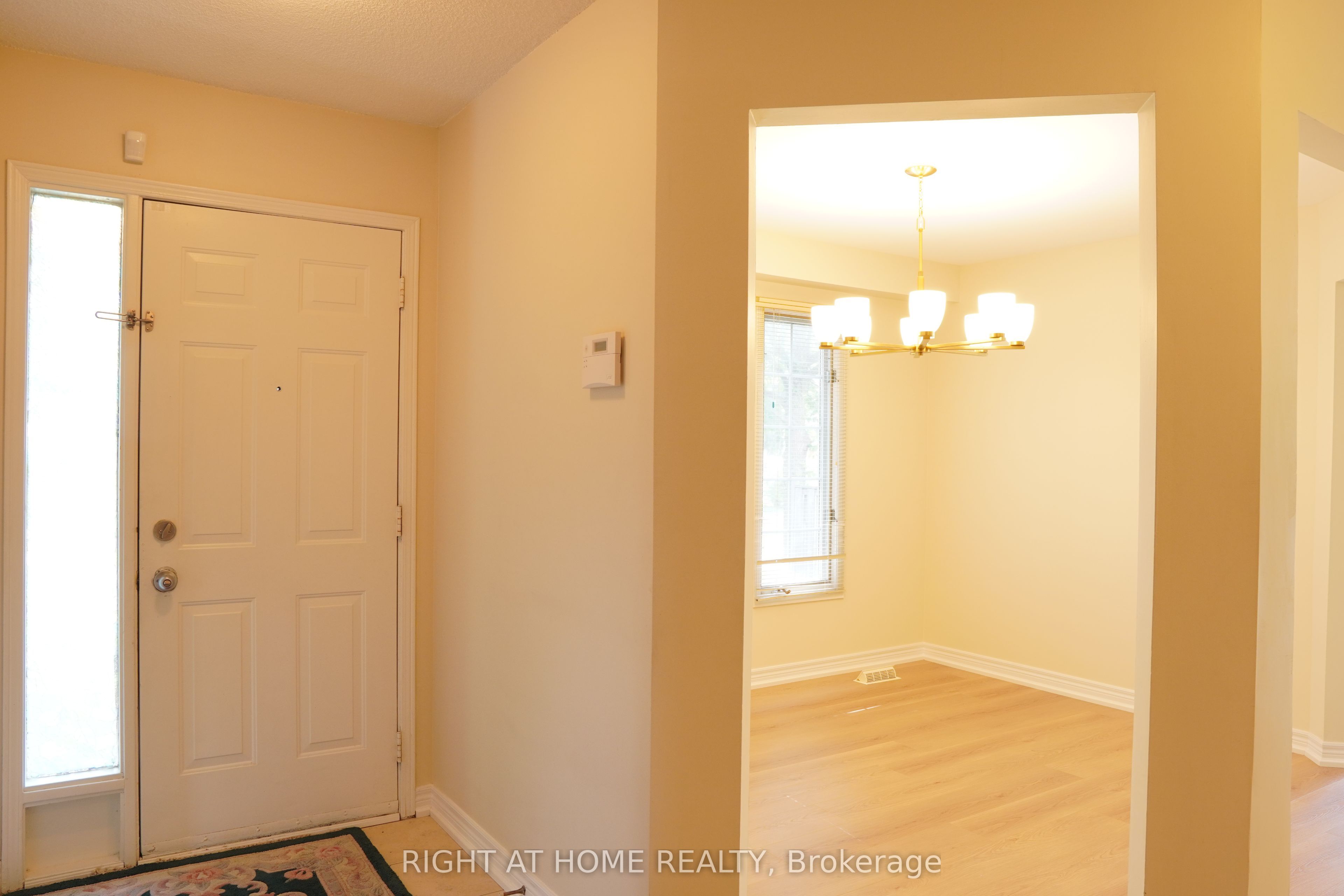 50 Oldhill Street, Richmond Hill, ON L4C 9T9 photo 4