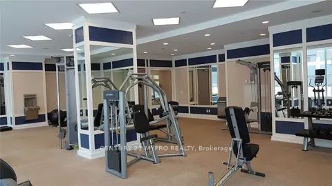 25 Water Walk Drive 725, Markham, ON L3P 0G3 photo 2