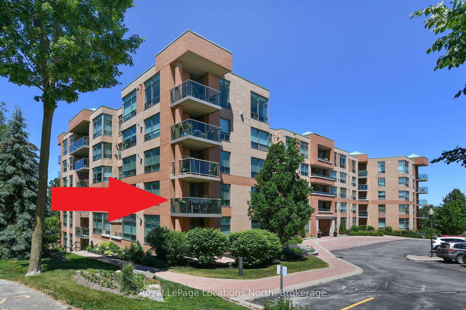 4 Briar Hill Heights 213, New Tecumseth, ON L9R 1Z7 photo 2