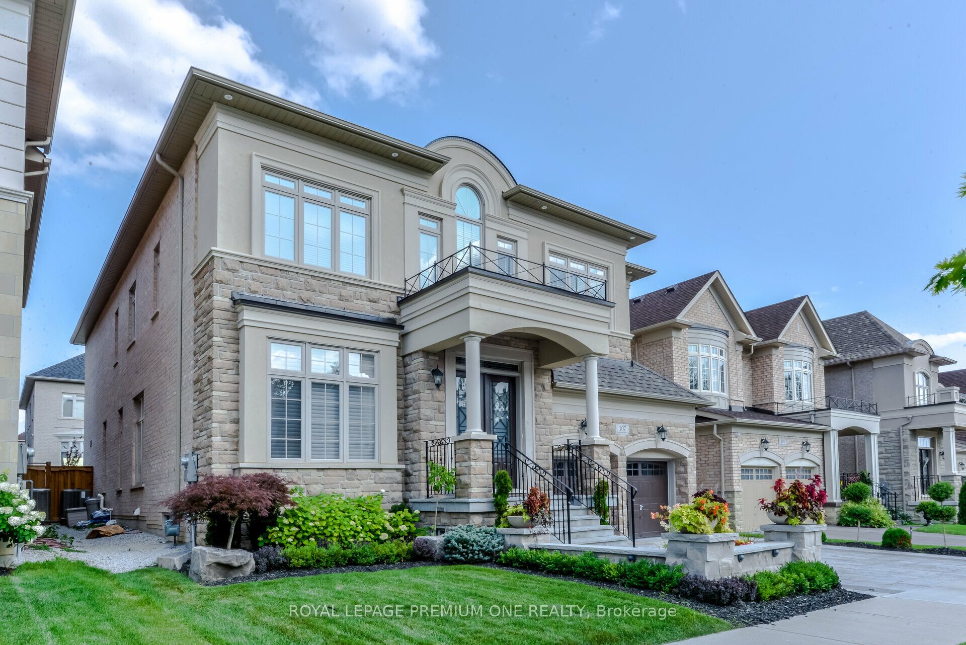 107 Headwind Boulevard, Vaughan, ON L4H 4C7 photo 3