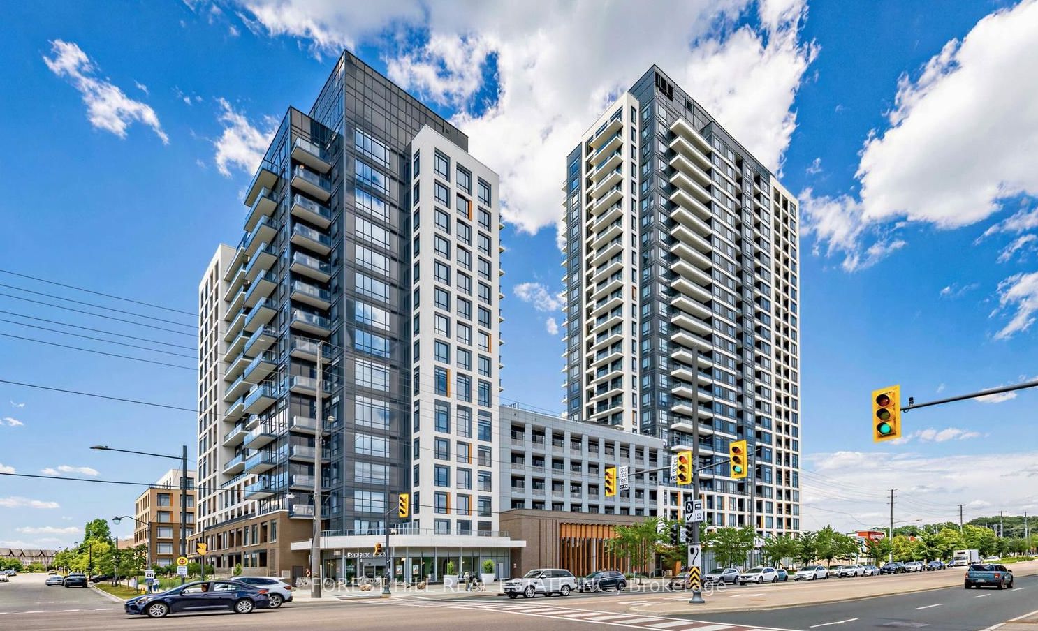 7950 Bathurst Street 1706, Vaughan, ON L4J 0L4 photo 2