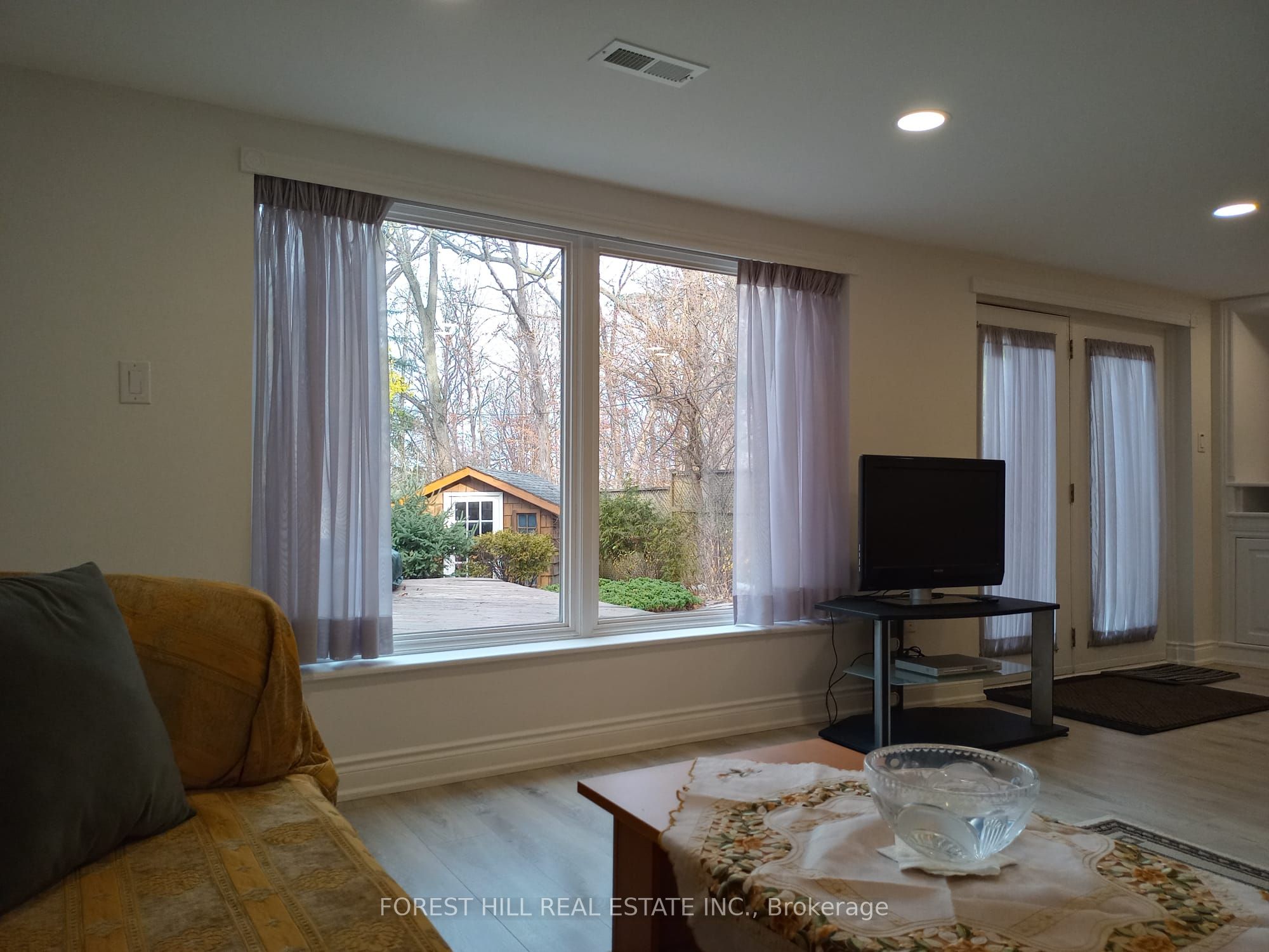 100 Grandview Avenue Bsmt, Markham, ON L3T 1H6 photo 2