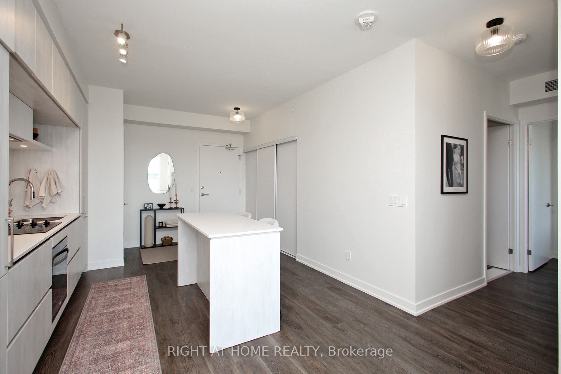 6 David Eyer Road 513, Richmond Hill, ON L4S 0N5 photo 5