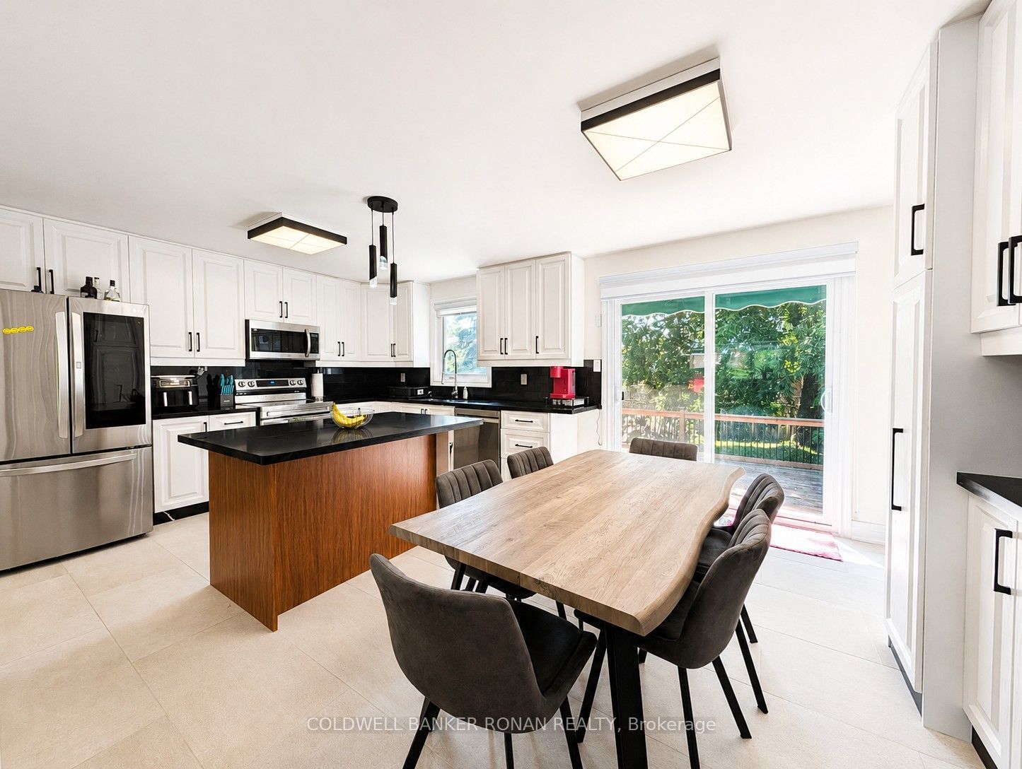 41 Camrose Drive, Georgina, ON L4P 3L6